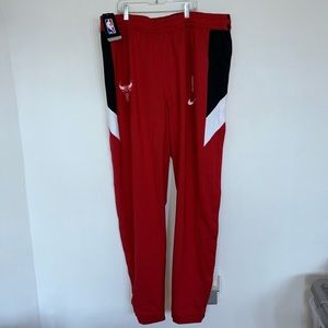 Nike Chicago Bulls Showtime Therma Flex Pants. Size 3XL